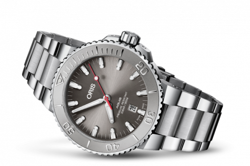 Часы Oris Aquis